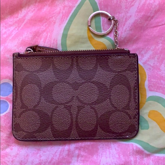 Coach key pouch never used - Picture 2 of 3